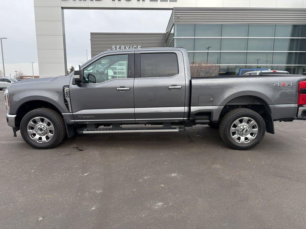 2024 Ford F-250 LARIAT