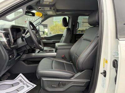 2027 Ford F-350 Platinum