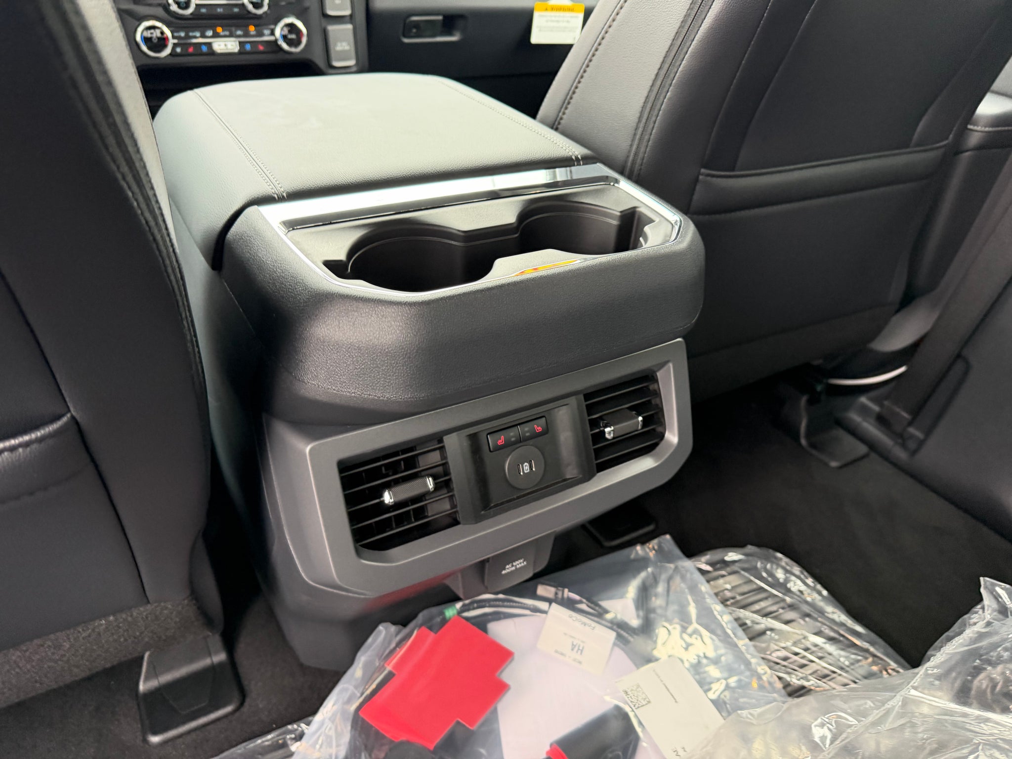 2027 Ford F-350 Platinum