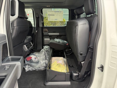 2027 Ford F-350 Platinum