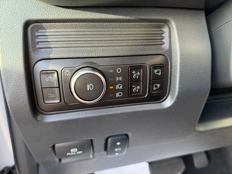 2025 Ford F-350 Platinum