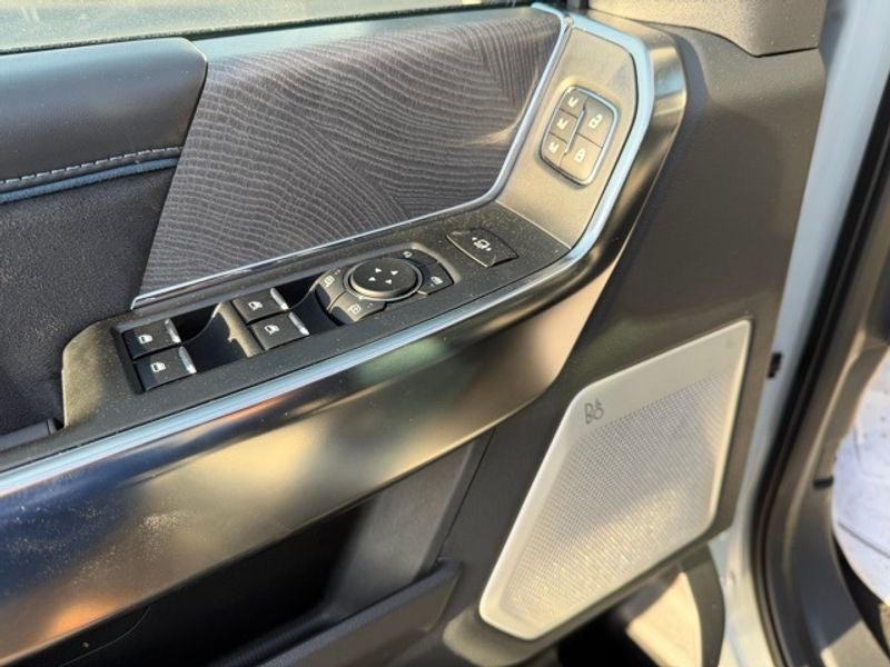 2025 Ford F-350 Platinum