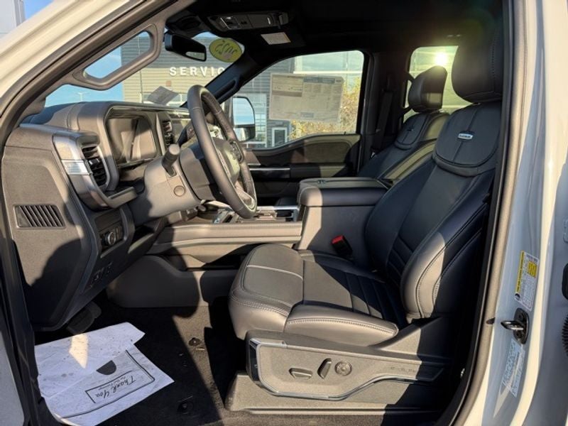 2025 Ford F-350 Platinum