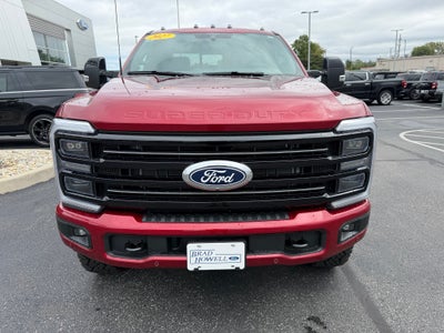 2027 Ford F-350 Platinum