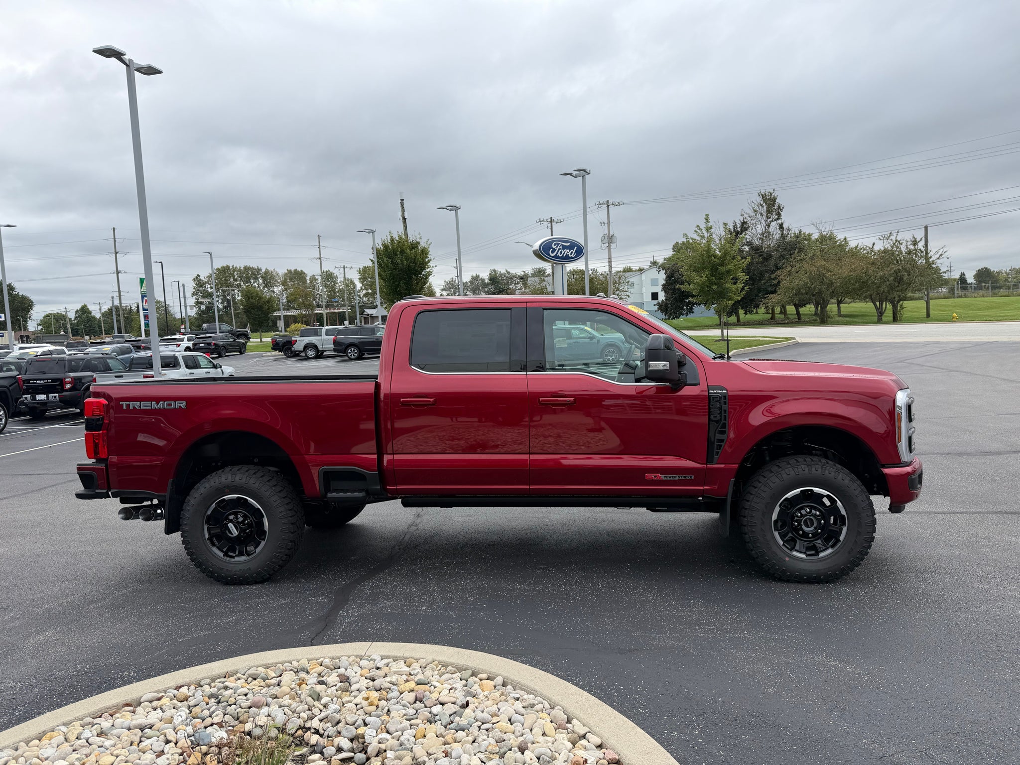 2027 Ford F-350 Platinum