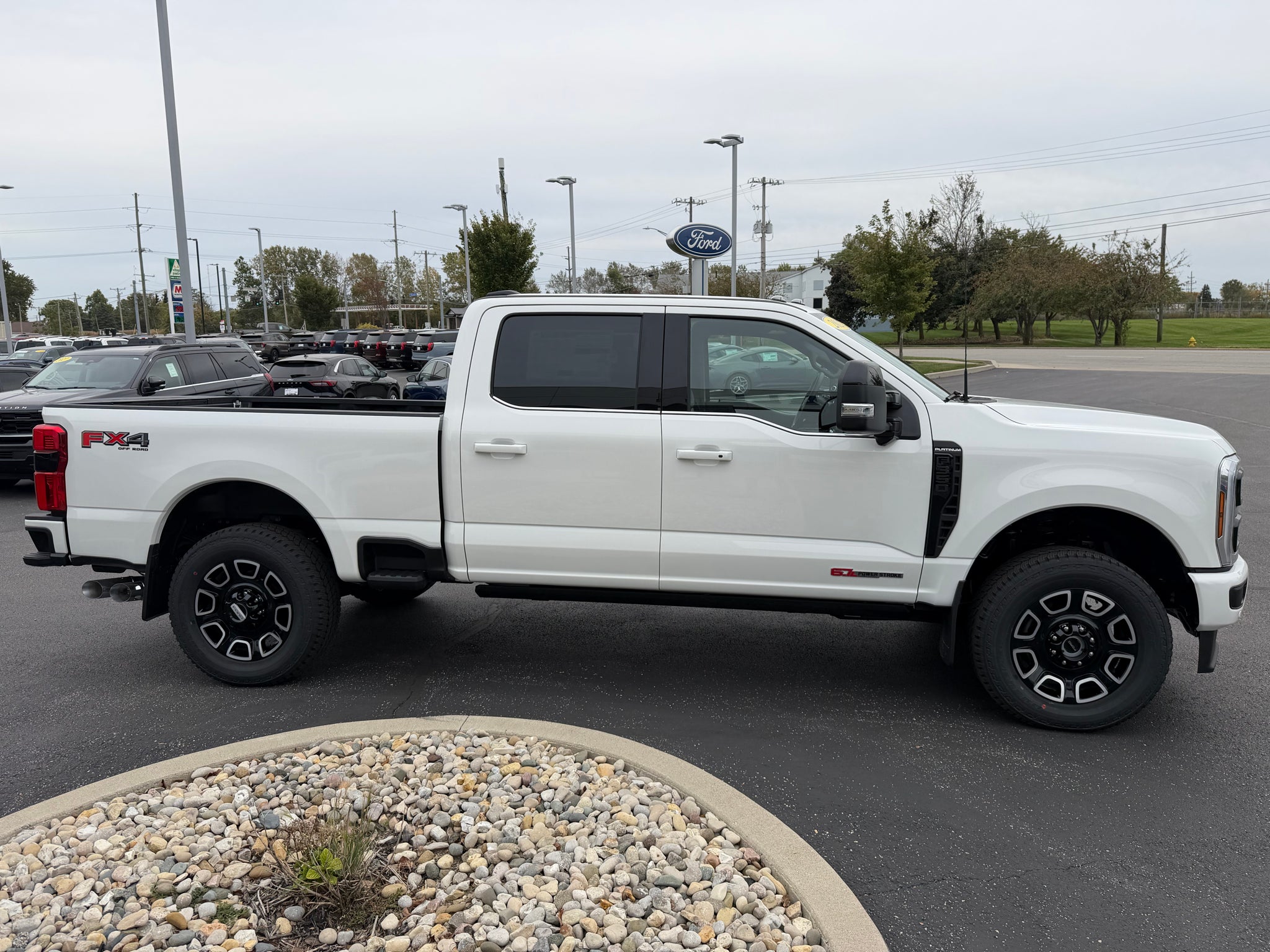2027 Ford F-350 Platinum