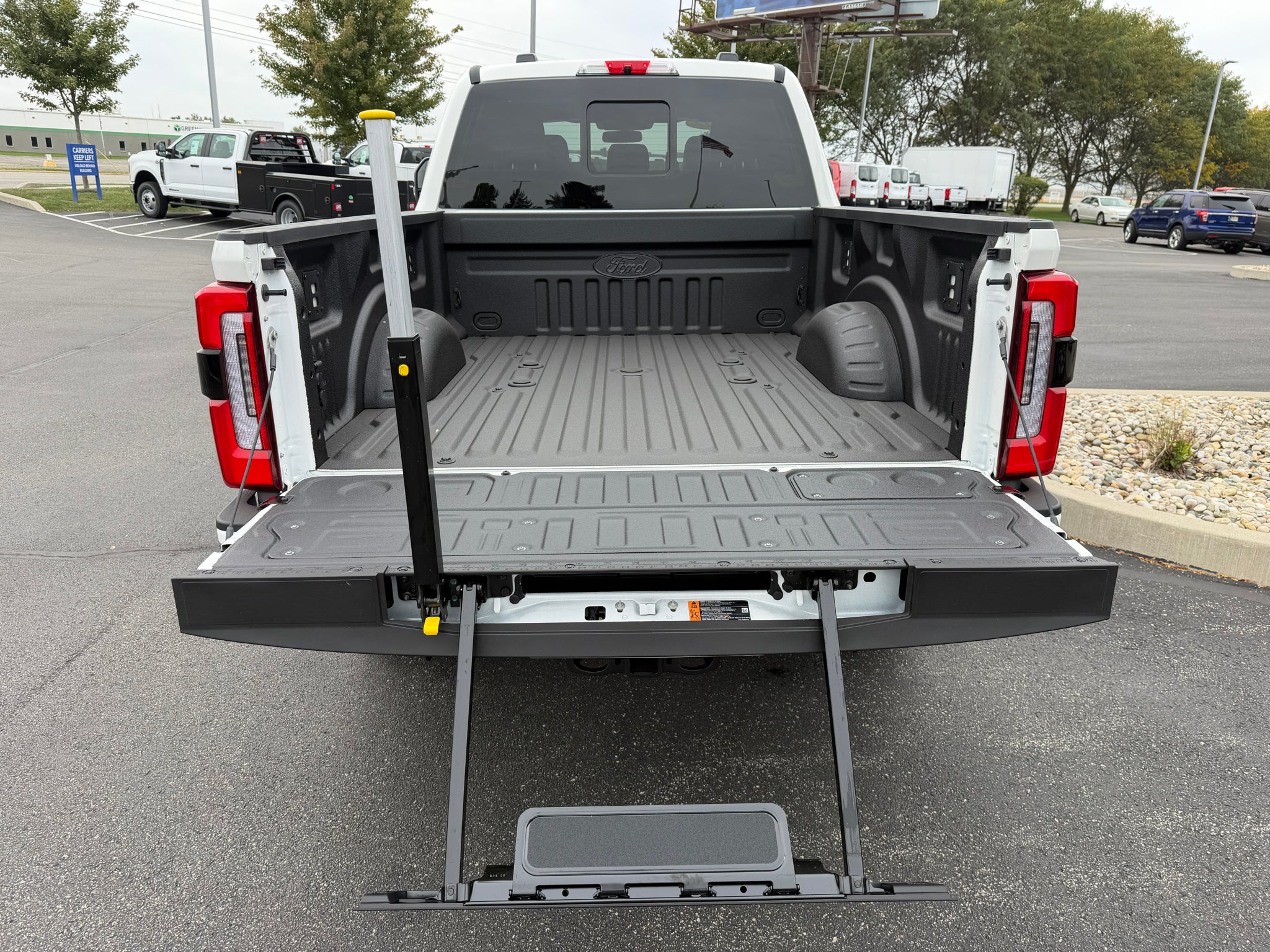 2027 Ford F-350 Platinum