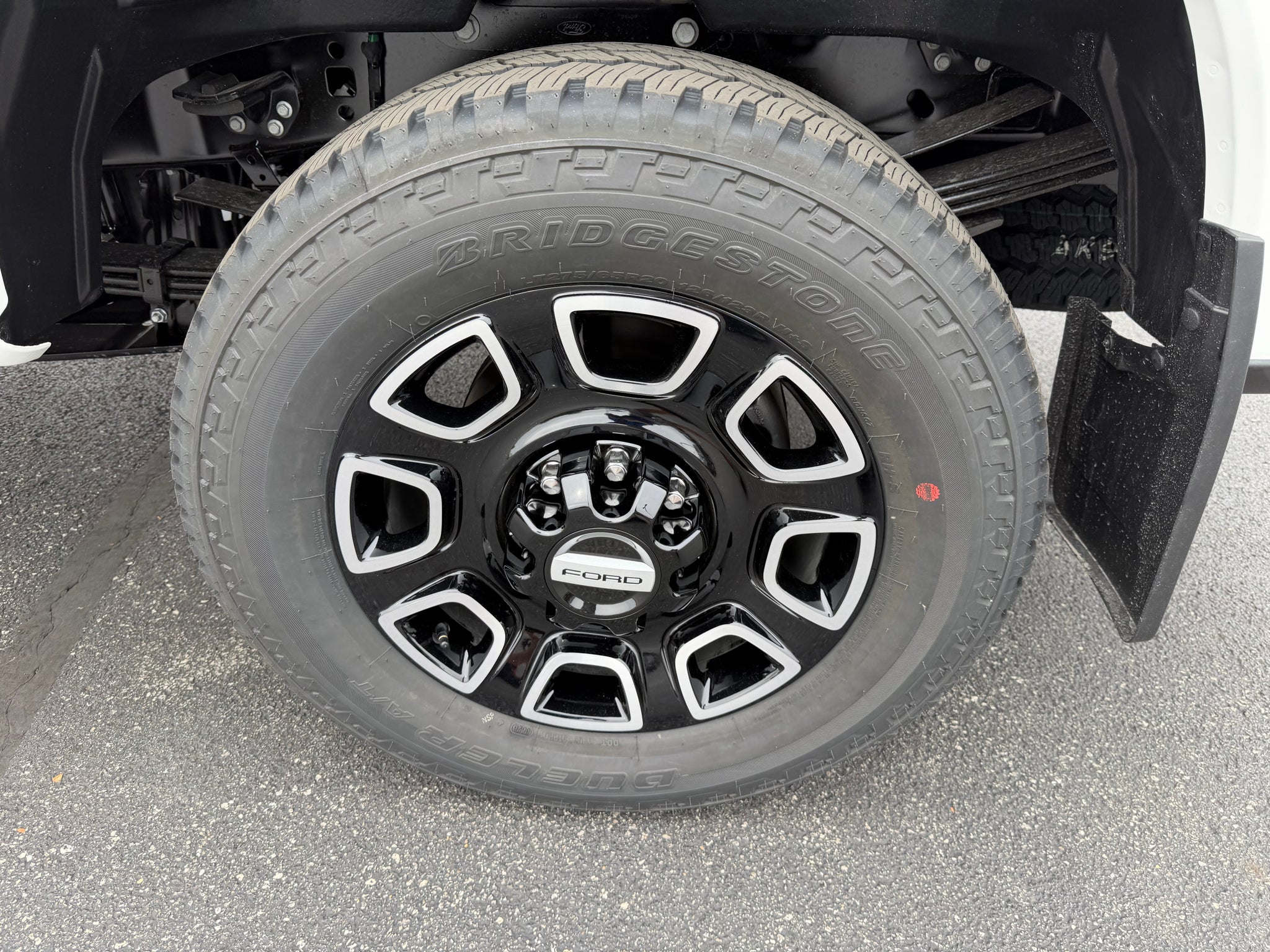 2027 Ford F-350 Platinum