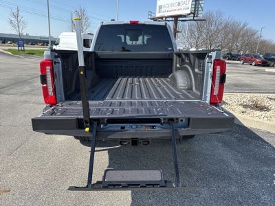 2025 Ford F-350 LARIAT