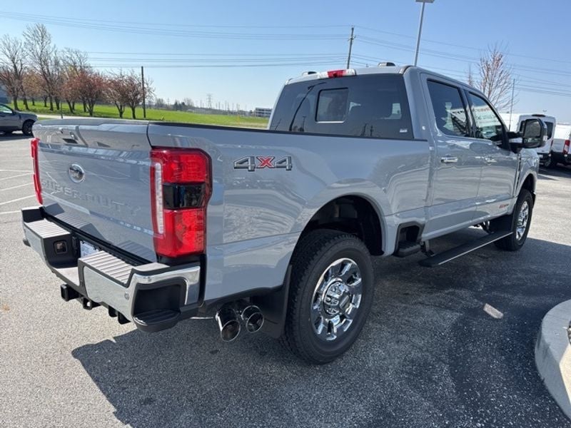 2025 Ford F-350 LARIAT