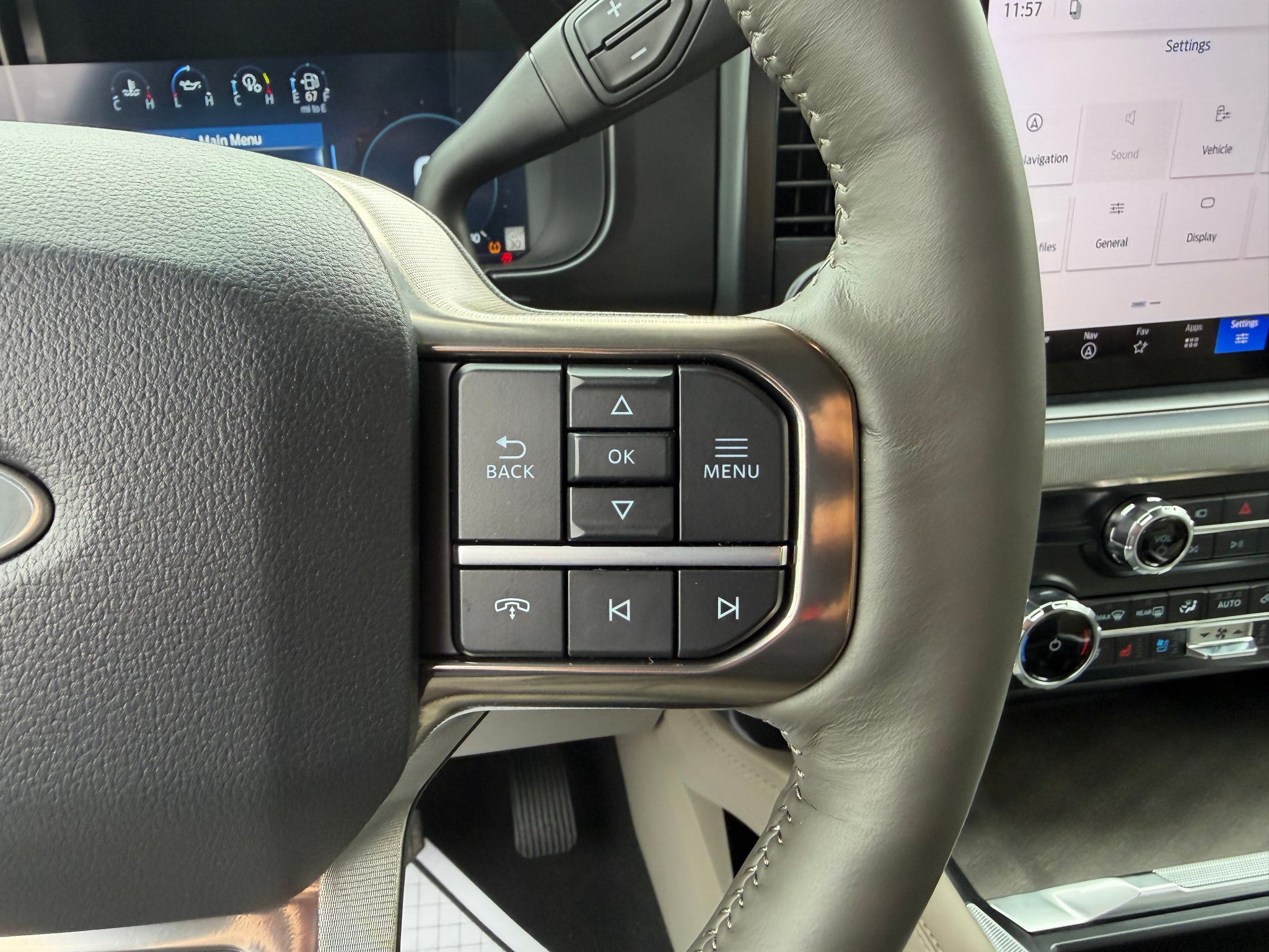 2027 Ford F-350 Platinum