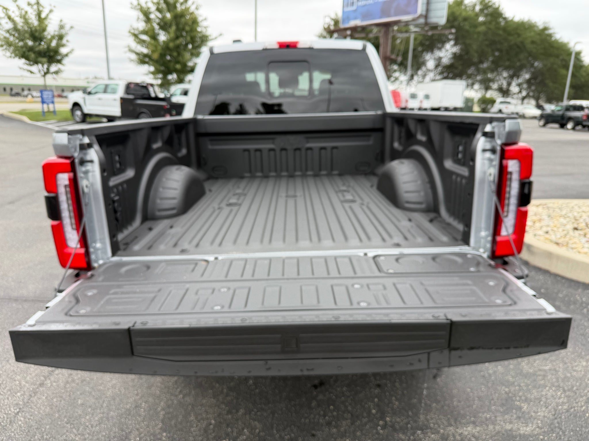 2027 Ford F-350 Platinum