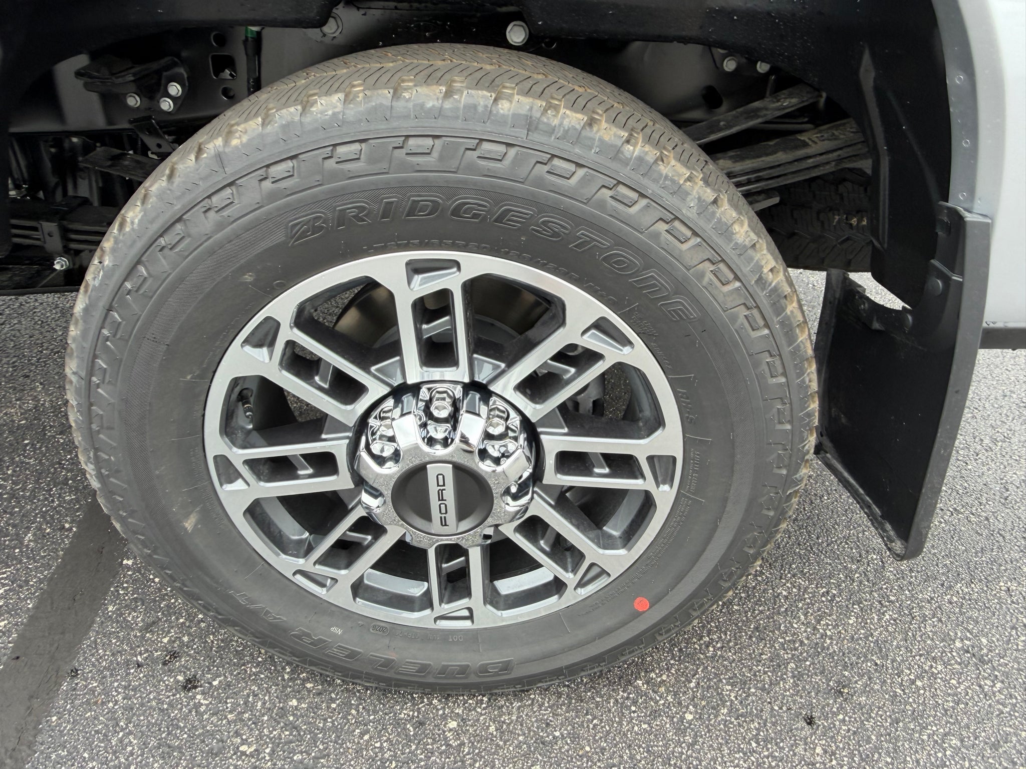 2027 Ford F-350 Platinum
