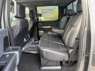 2027 Ford F-350 LARIAT