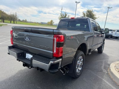 2027 Ford F-350 LARIAT