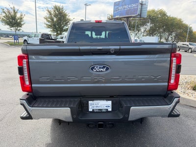2027 Ford F-350 LARIAT