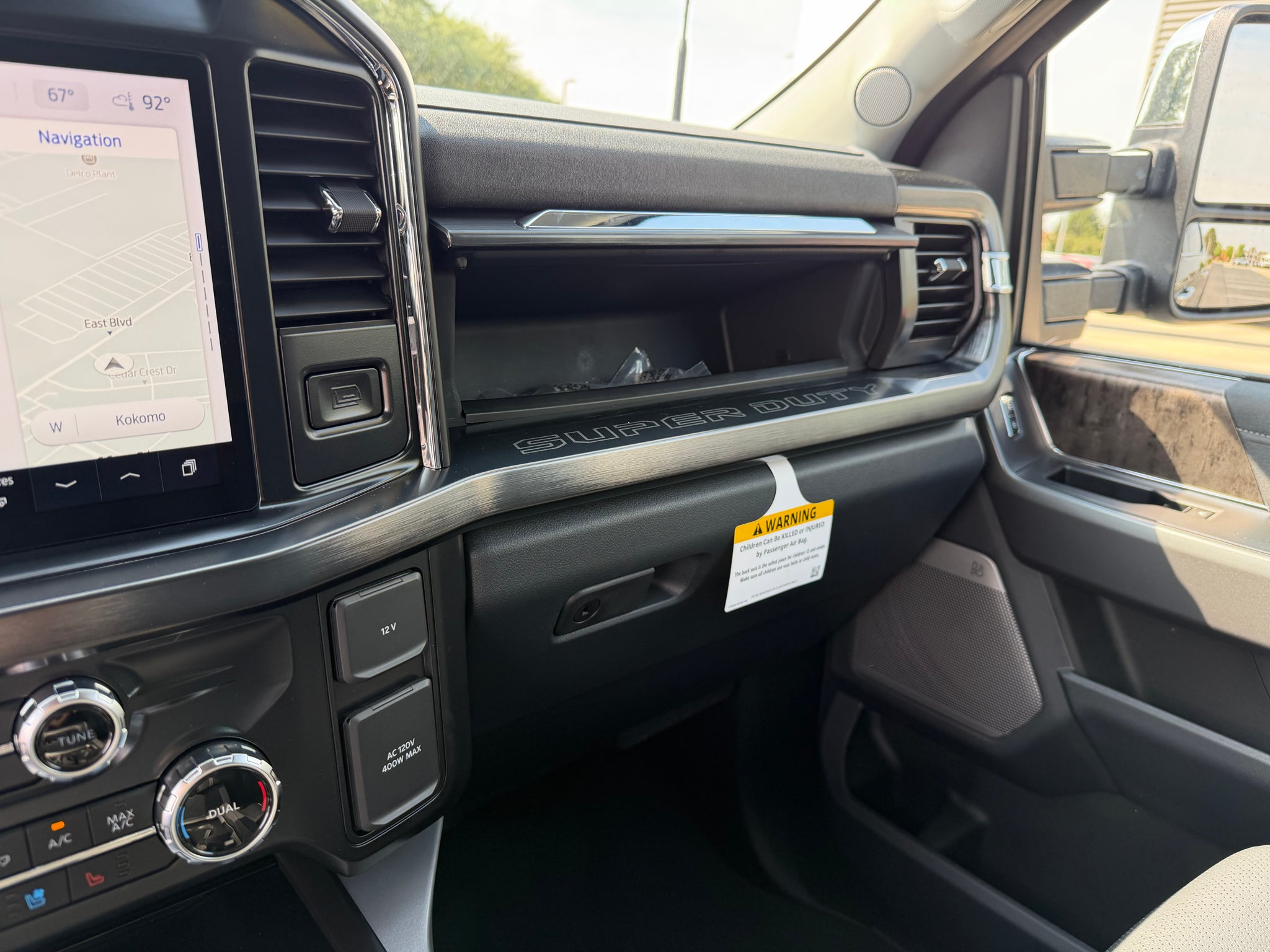2027 Ford F-350 LARIAT