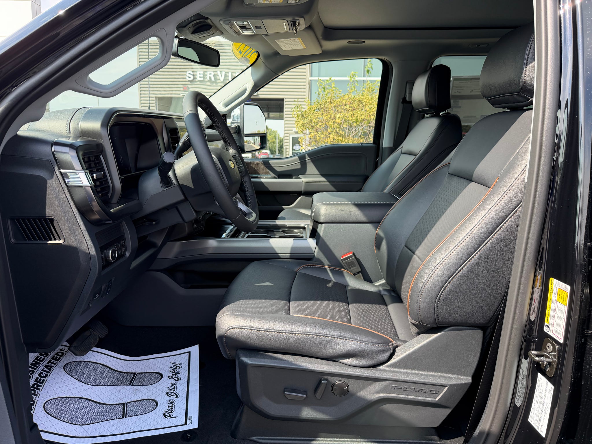 2027 Ford F-350 LARIAT