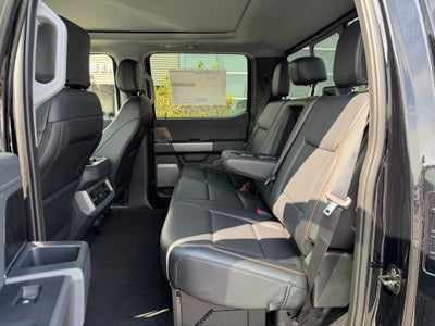 2027 Ford F-350 LARIAT