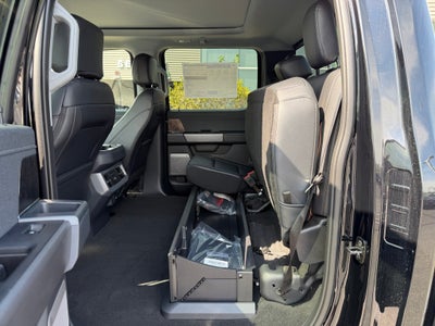 2027 Ford F-350 LARIAT