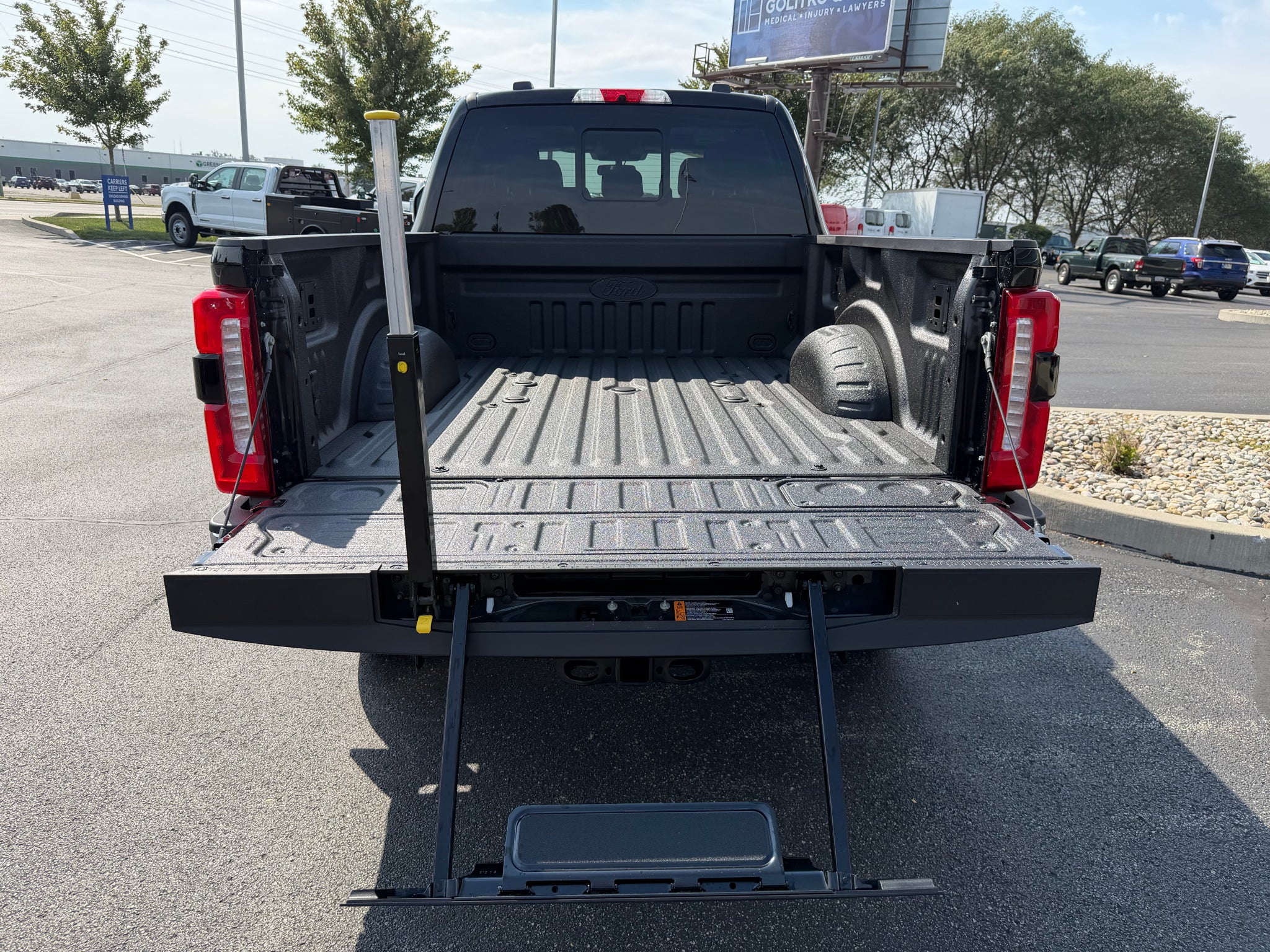 2027 Ford F-350 LARIAT