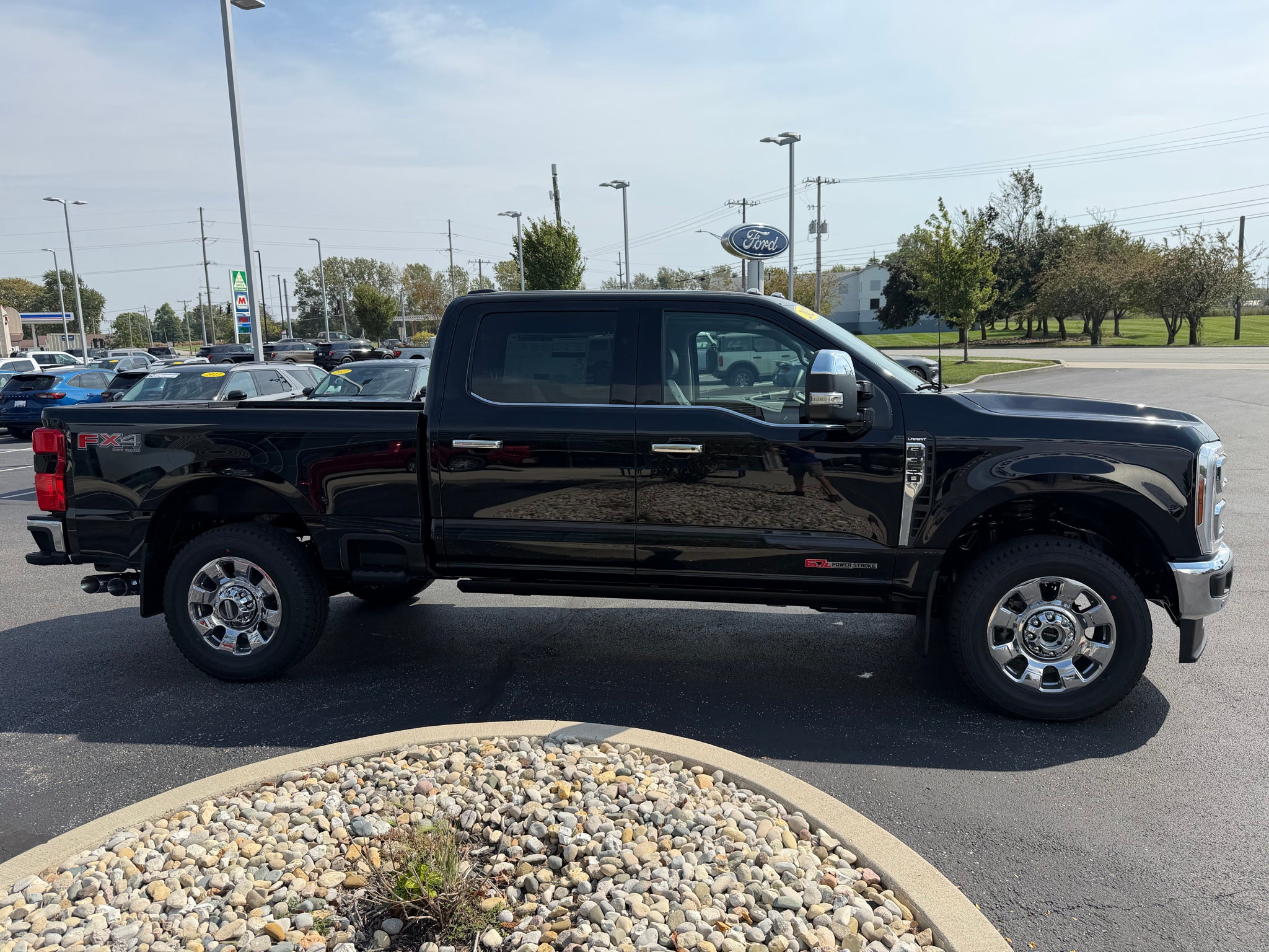 2027 Ford F-350 LARIAT