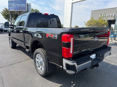 2027 Ford F-350 LARIAT