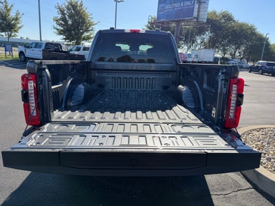 2027 Ford F-350 LARIAT