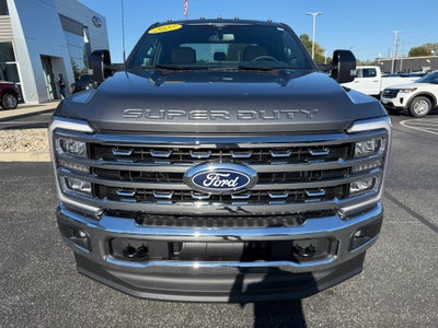 2027 Ford F-350 LARIAT
