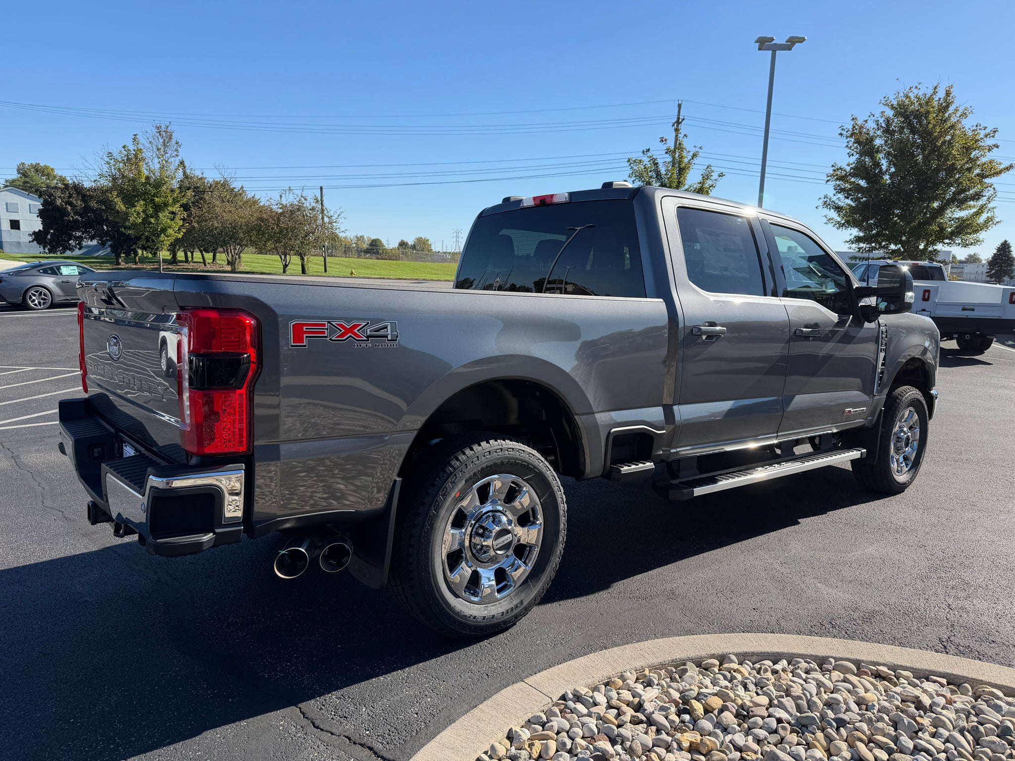 2027 Ford F-350 LARIAT