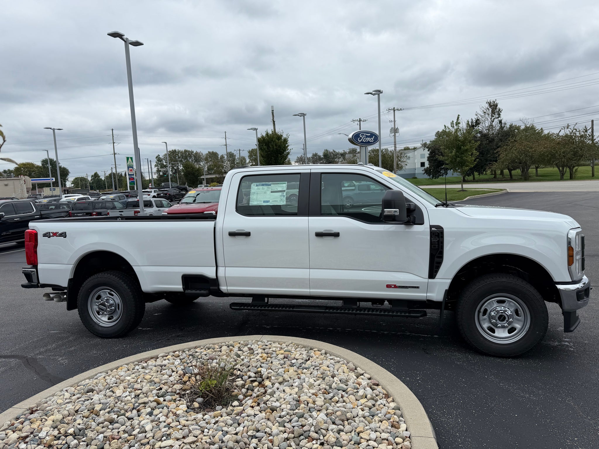2027 Ford F-350 XL
