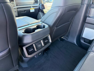 2027 Ford F-350 Platinum