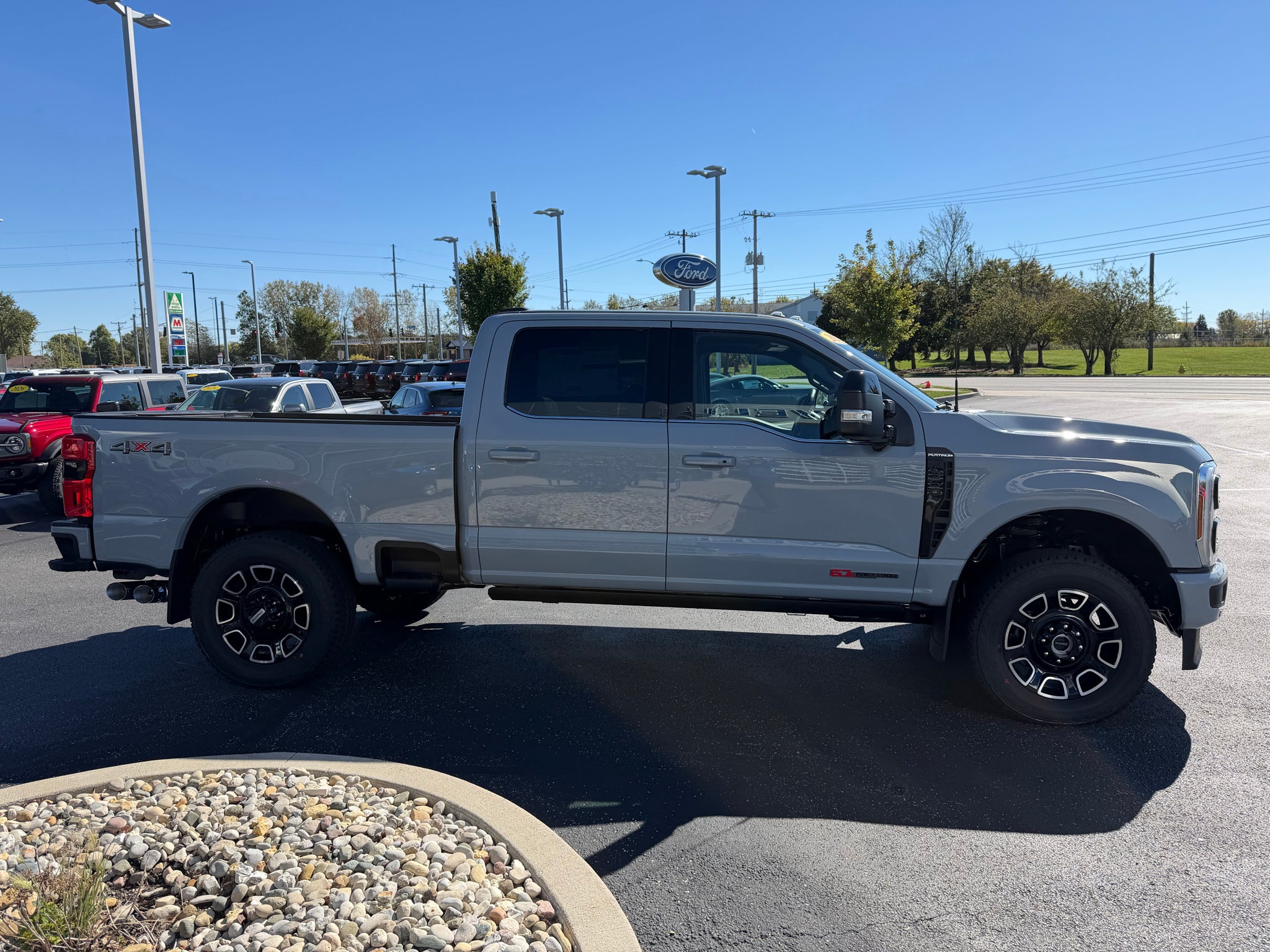 2027 Ford F-350 Platinum
