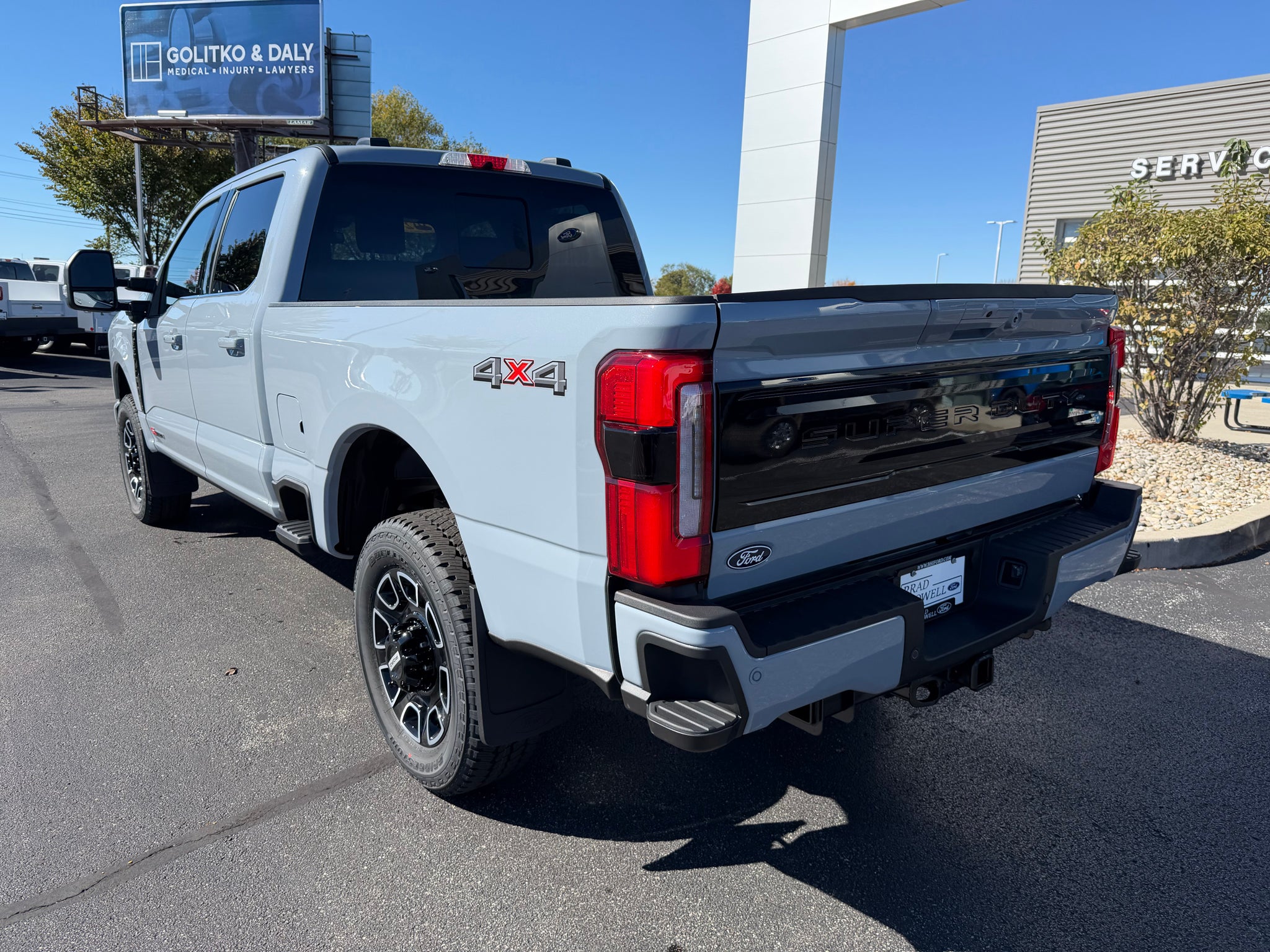 2027 Ford F-350 Platinum