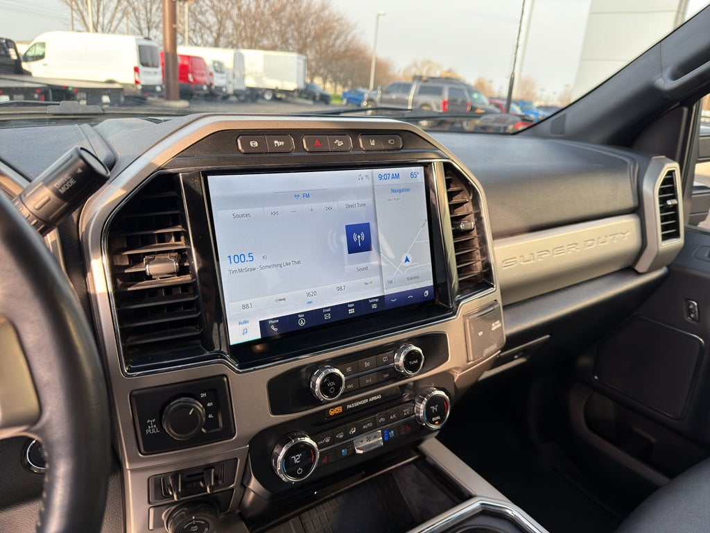 2022 Ford F-350 LARIAT