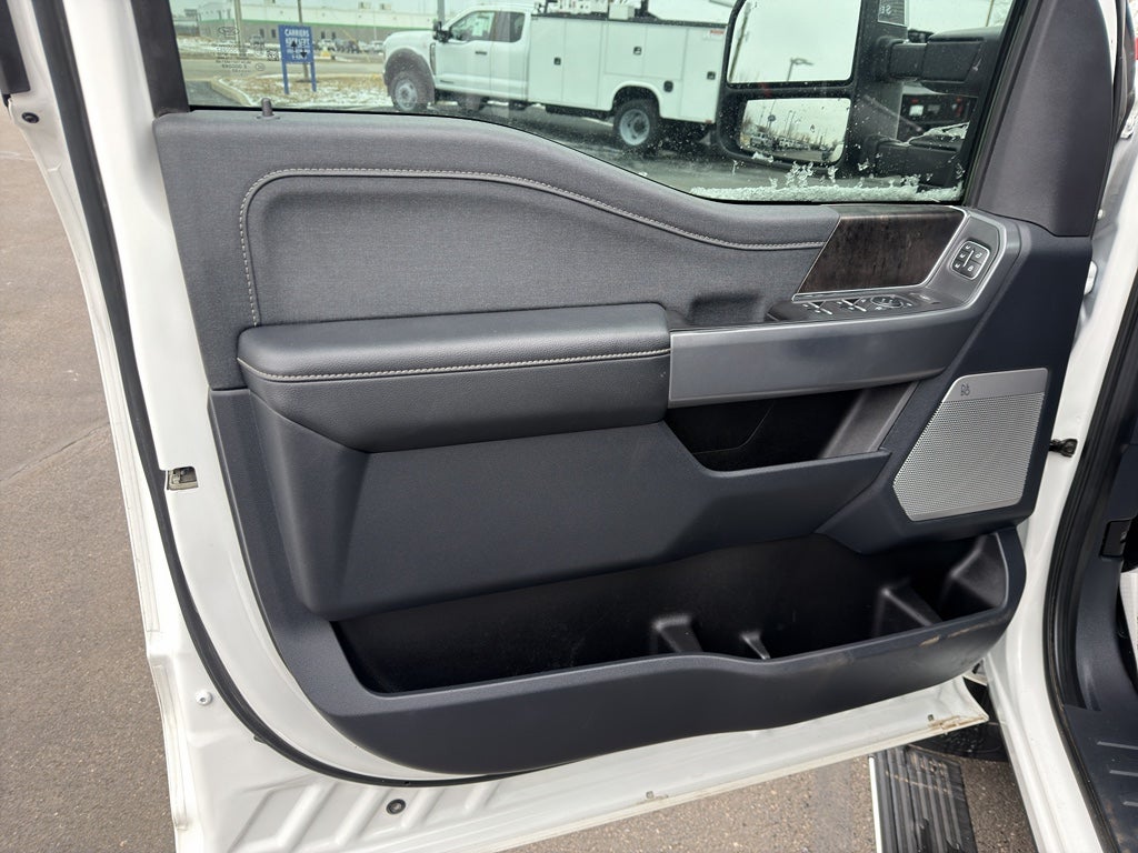 2023 Ford F-350 LARIAT