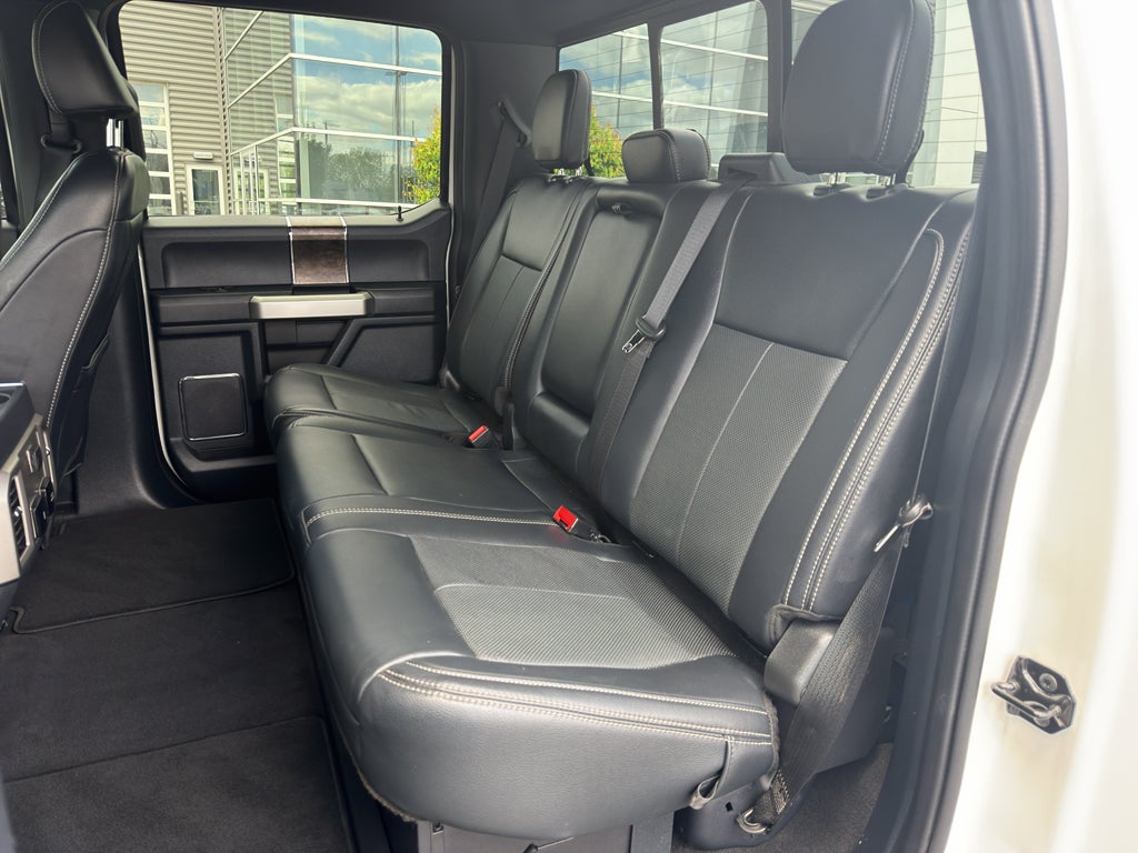 2022 Ford F-350 LARIAT