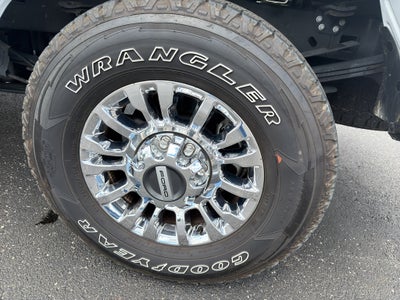 2022 Ford F-350 LARIAT