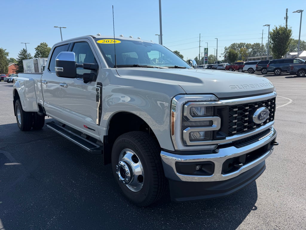 2026 Ford F-350 LARIAT