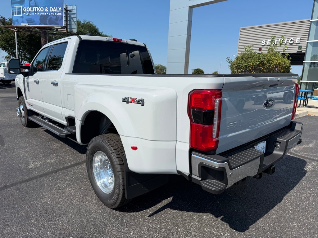 2026 Ford F-350 LARIAT