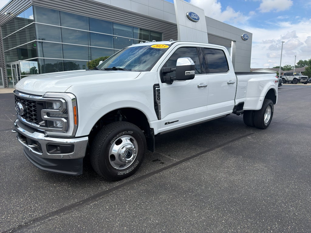 2023 Ford F-350 LARIAT