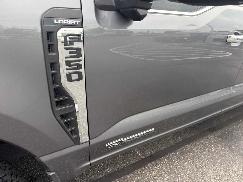 2023 Ford F-350 LARIAT
