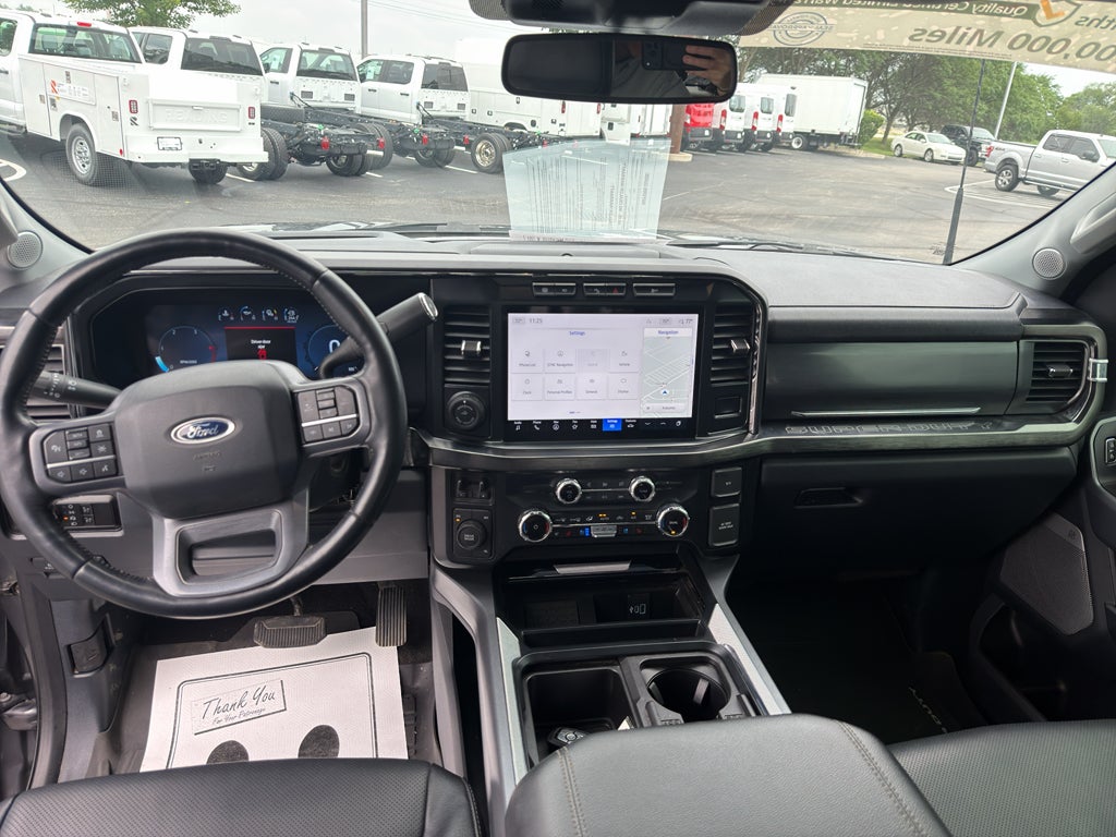 2023 Ford F-350 LARIAT