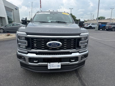 2023 Ford F-350 LARIAT