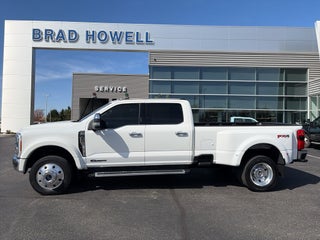 2023 Ford F-450 LARIAT