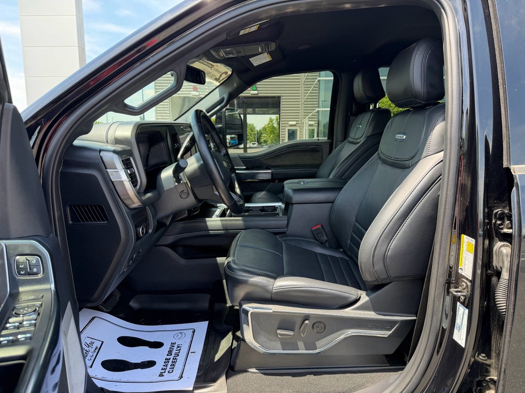 2025 Ford F-450 Platinum