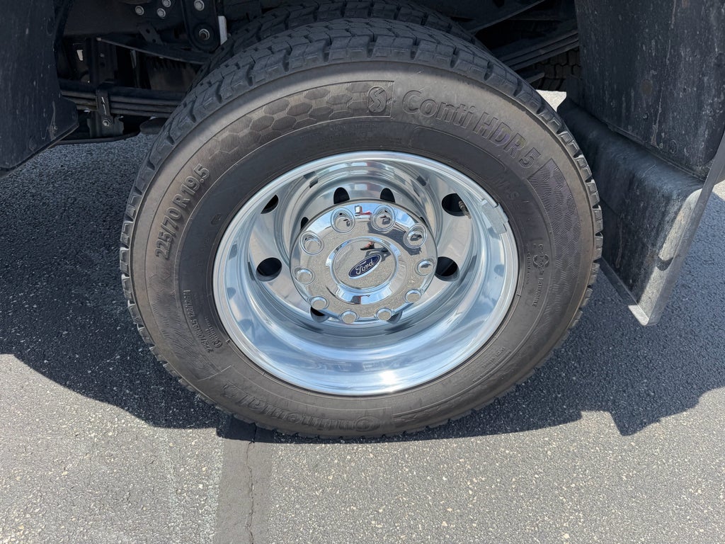 2025 Ford F-450 Platinum