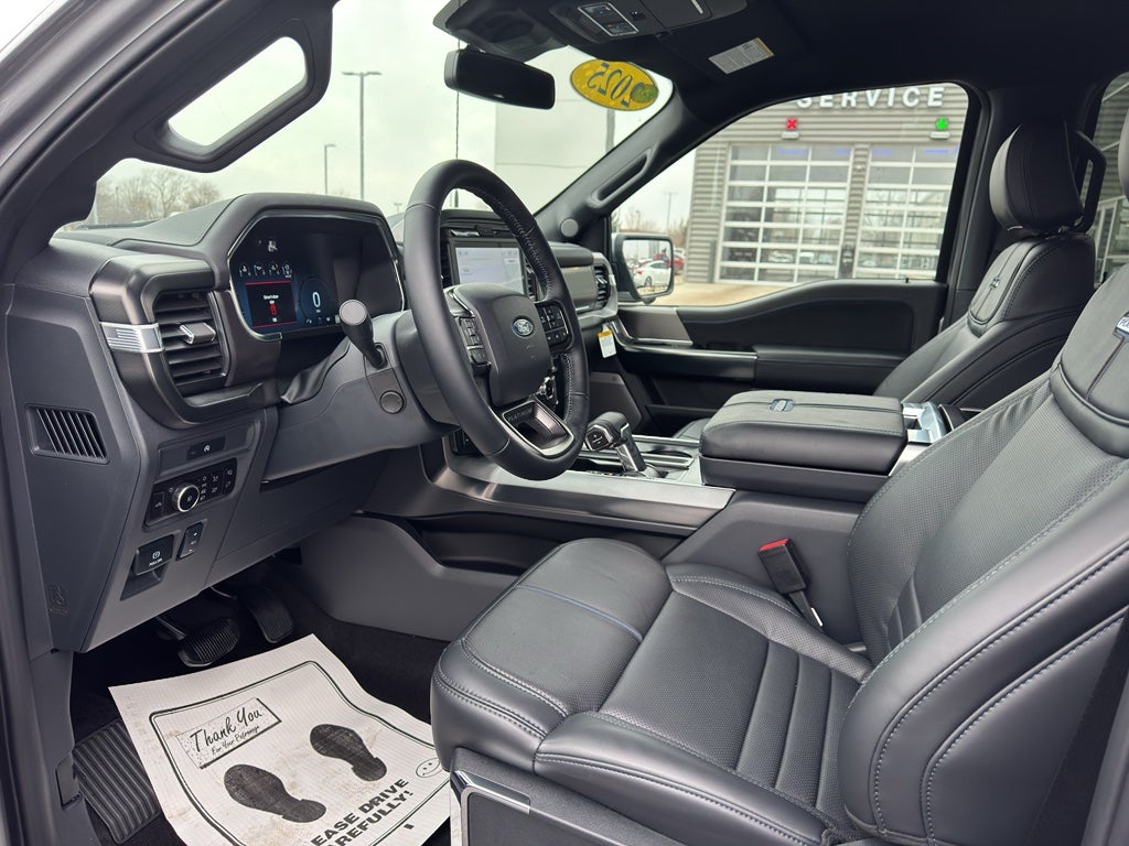 2025 Ford F-150 Platinum