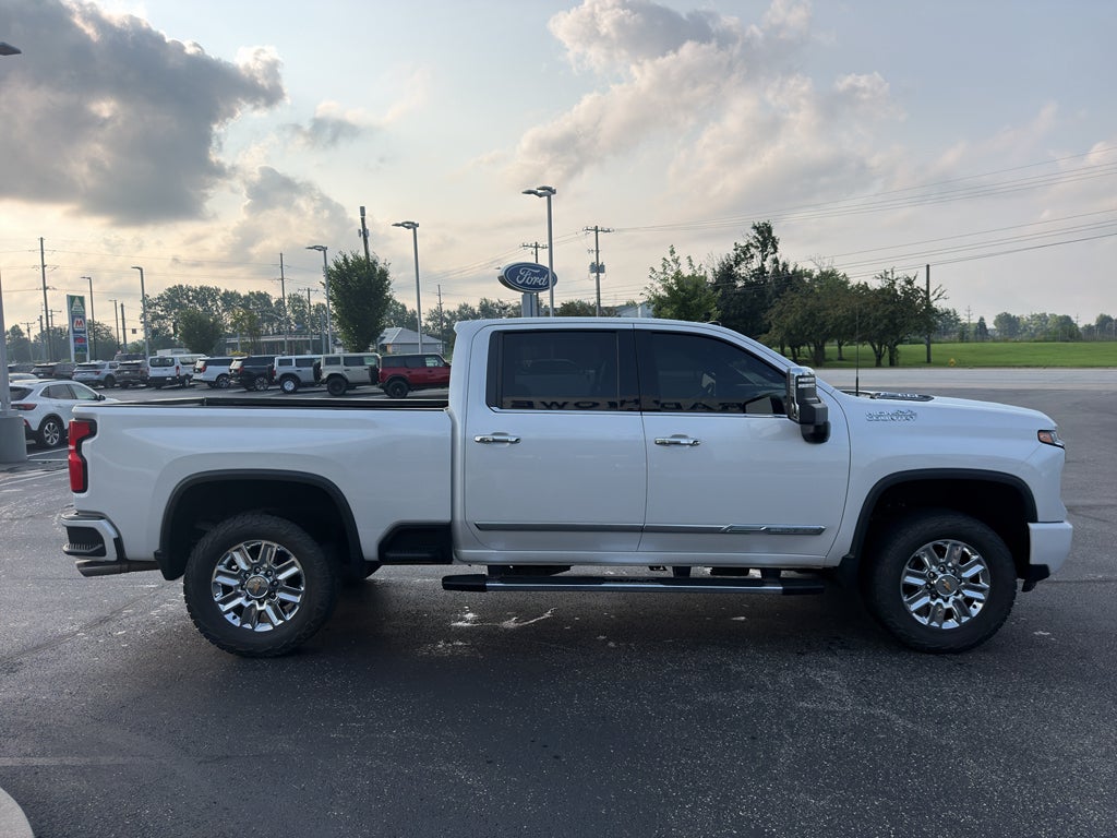 2024 Chevrolet Silverado High Country