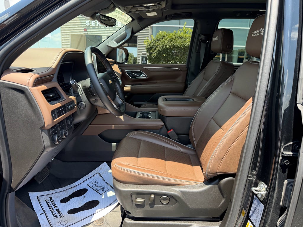 2023 Chevrolet Suburban High Country